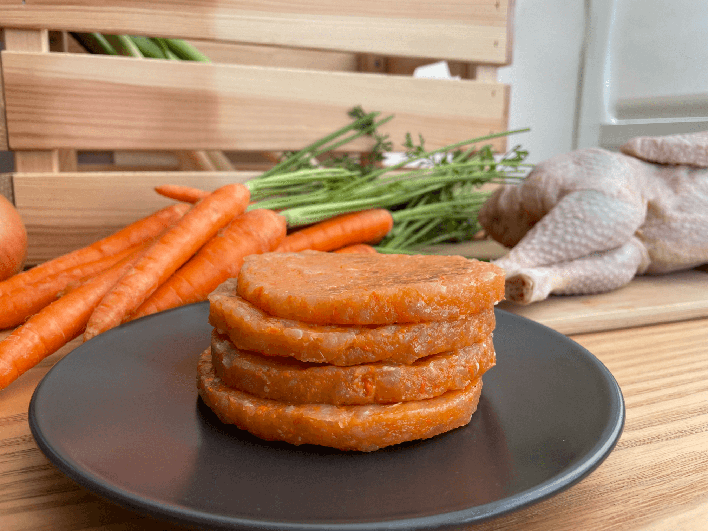 hamburguesas de carne de gallina con zanahoria